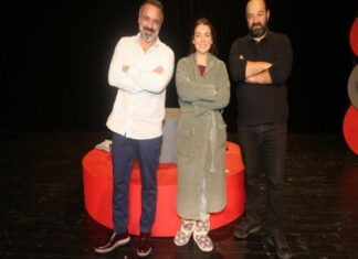 Açık Aile Dada Salon’da Açık Aile Dada Salon'da