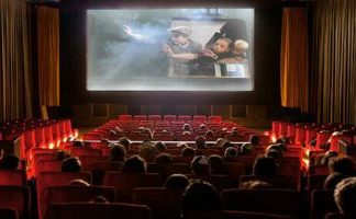 Coronavirüs Sinema Salonlarınıda Etkiledi Coronavirüs Sinema Salonlarınıda Etkiledi