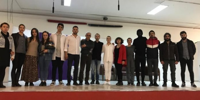 Kadına Şiddeti Anlatan Adı Kadın Sahnelendi