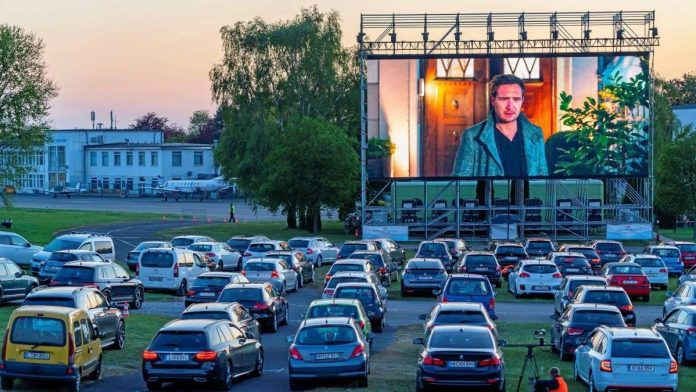 Arabalı Sinemalar Yeniden Gündemde