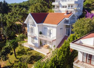 Büyükada’nın Tarihi Köşkü Triada Hotel