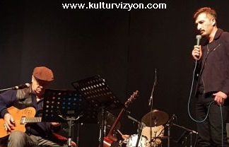 Bülent Ortaçgil ile Redd Konseri 2021 Bülent Ortaçgil ile Redd Konseri 2021