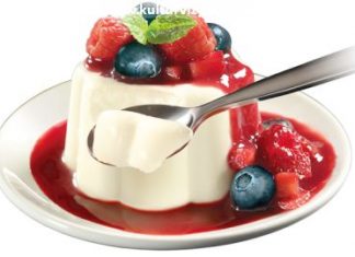 En Tatlı İtalyan Panna Cotta En Tatlı İtalyan Panna Cotta