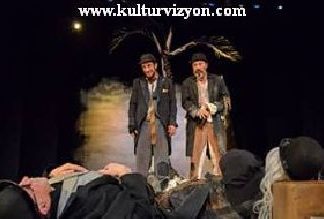 Godot’yu Beklerken Tiyatro Oyunu Godot'yu Beklerken Tiyatro Oyunu