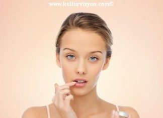 Güzelliğin Vazgeçilmezi En İyi Dudak Nemlendiricileri Güzelliğin Vazgeçilmezi En İyi Dudak Nemlendiricileri