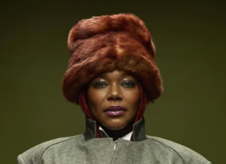 China Moses The 251 CORE Konseri