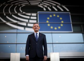 Avrupa Parlamentosu’ndan CHP ve Özgür Özel’e Kritik Onay