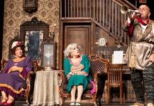 Ahududu Tiyatro Oyunu