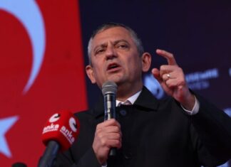 Özgür Özel’den Manisa’da Güçlü Mesaj